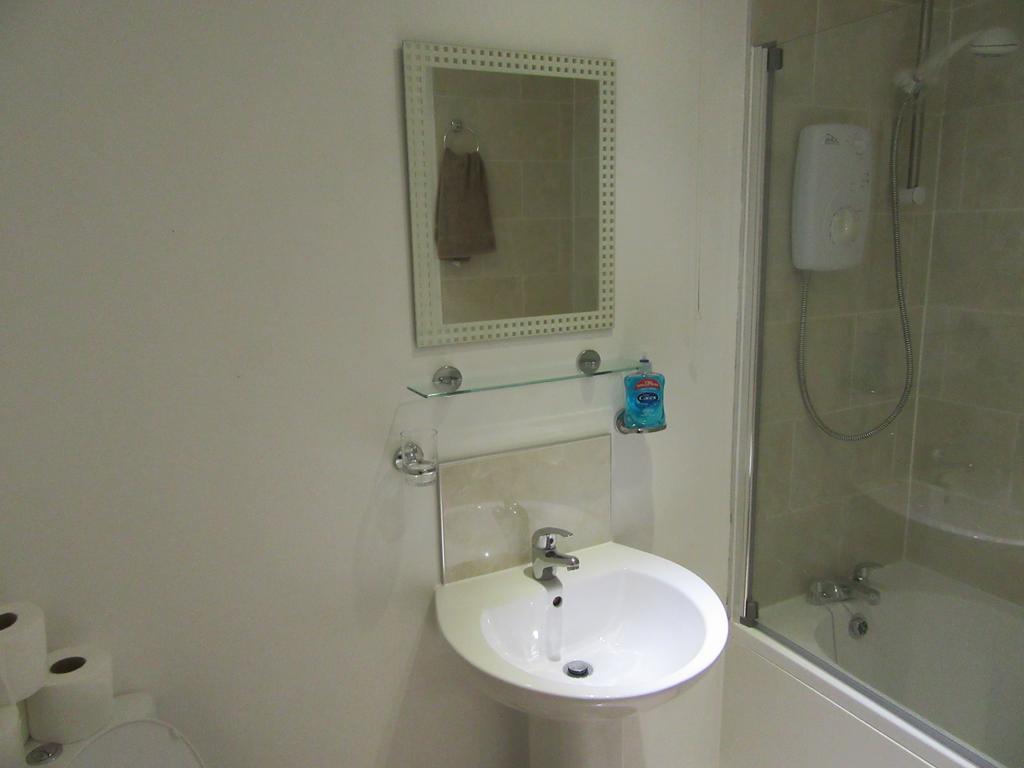 شقة No 4 - Large 2 Bed Near Sefton Park And Lark Lane ليفربول المظهر الخارجي الصورة